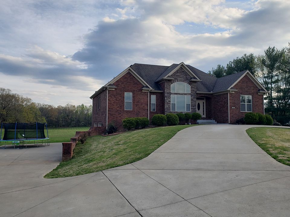 850 Meriwether Rd, Clarksville, TN 37040 Zillow