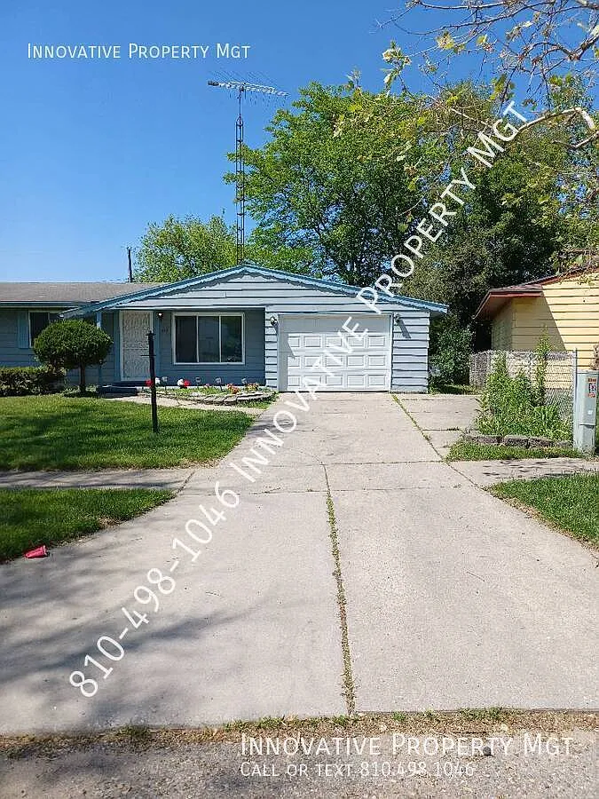 Well maintained Mt. Morris 2 bedroom, 1 1/2 bath home! — Photo 3