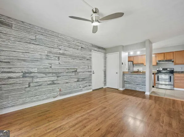 3120 Seven Pines Ct Unit 205, Atlanta, GA 30339