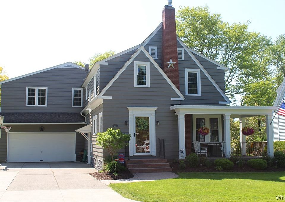 1st image of 20 Laurel Dr