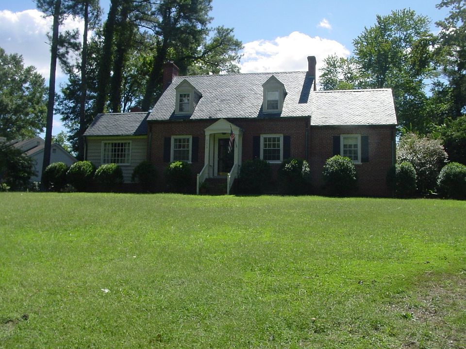 1st image of 7612 N Pinehill Dr