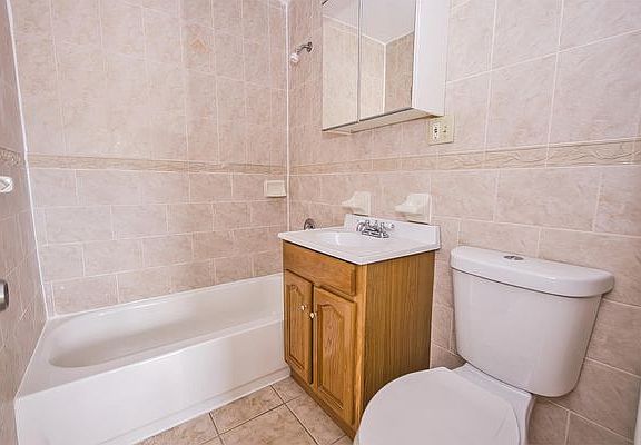 5th image of 54 Pilling St #1F