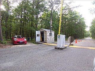 1st image of 147 Hill Cres