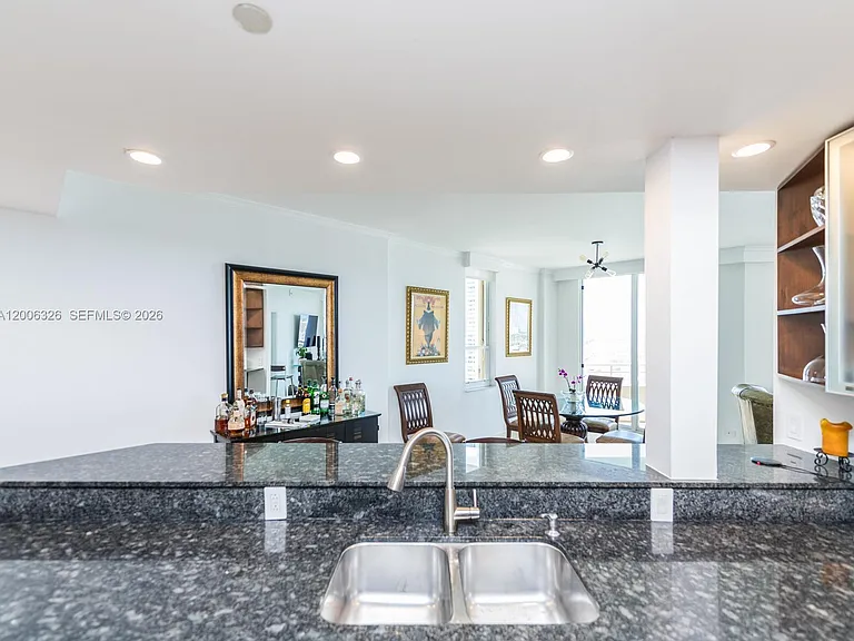 888 Brickell Key Dr #2112 — Photo 24