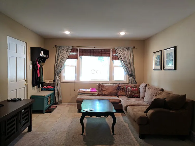 2633 S Race St — Photo 4