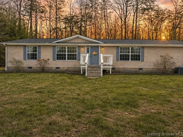 829 Greenrow Drive, Lanesville, IN 47136