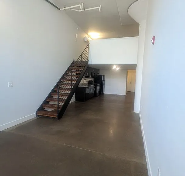 435 Tyler St — Photo 24