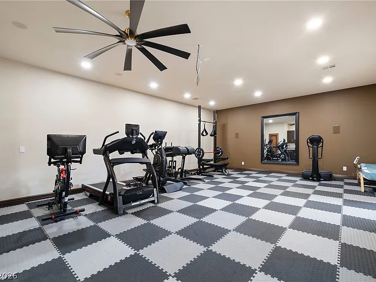 904 Calville Estates Ct — Photo 37