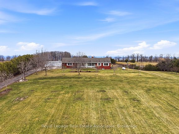 2nd image of 1137 Ridge Rd