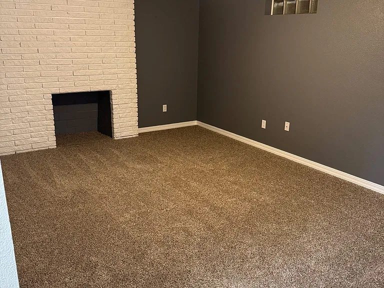 1690 Ammon St #B — Photo 6