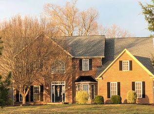 32 Blackberry Ln, Fredericksburg, VA 22406