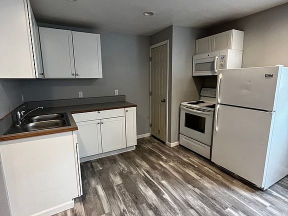 4th image of 327 W Mullan Ave #10