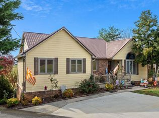 1266 Sunrise Dr, Sevierville, TN 37862