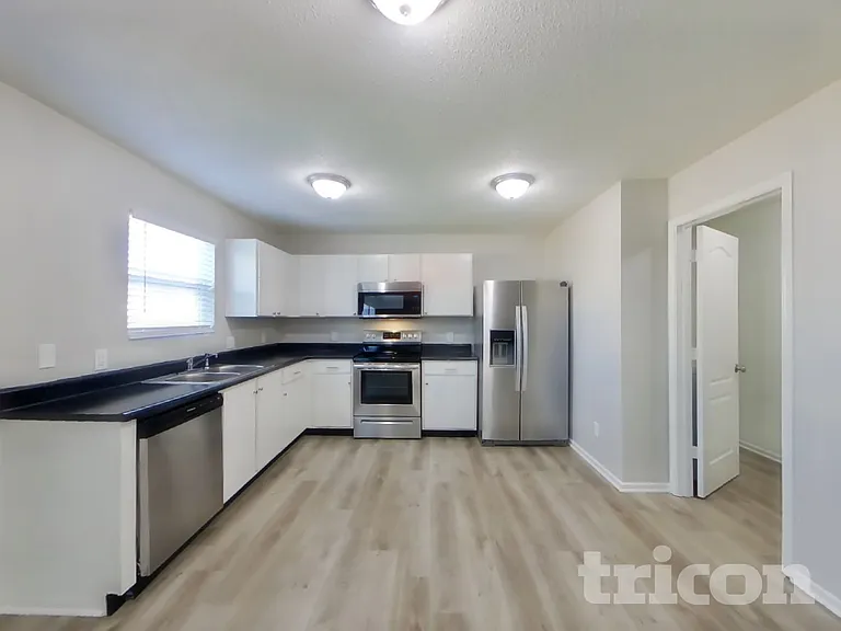 6238 Monteo Ln — Photo 6