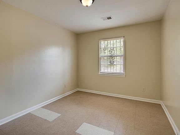 5th image of 2551 Dakar Ave