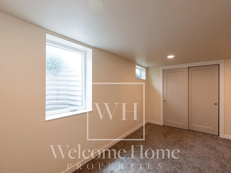 521 Ankeny St — Photo 27