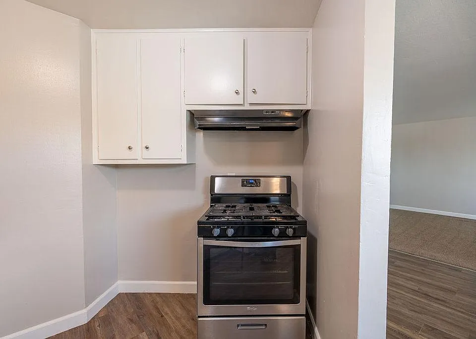Rosewood Gardens Apartments