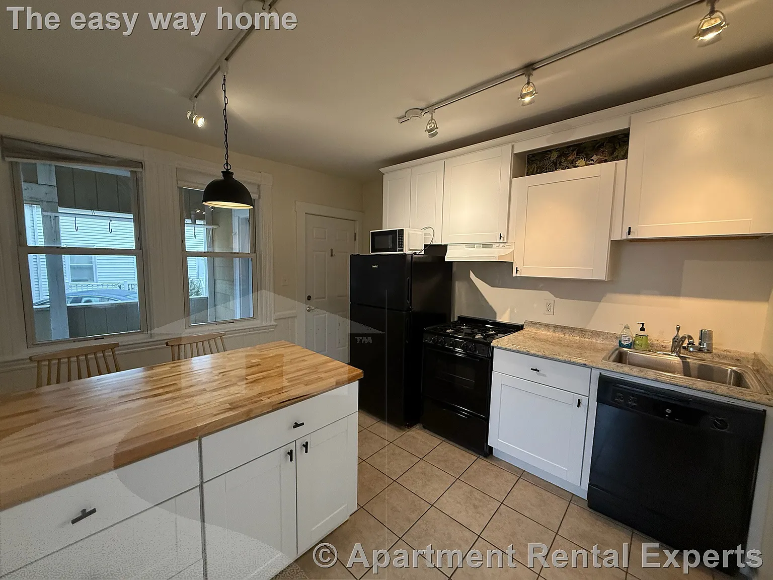 255 Beacon St — Photo 1