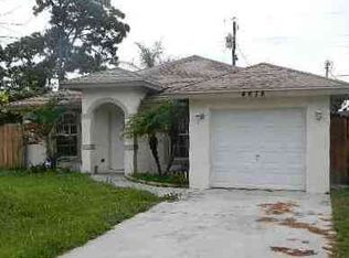 4678 Todd St, Lake Worth, FL 33463