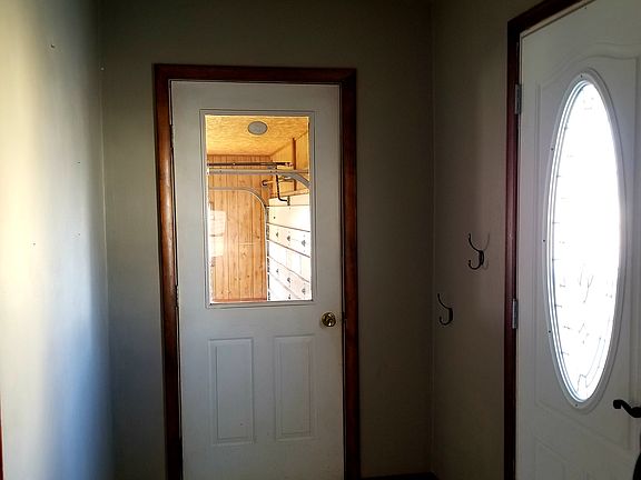 Entry, attached 2 car garage