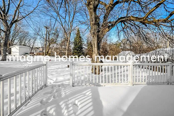 679 Eldridge Ave W — Photo 11