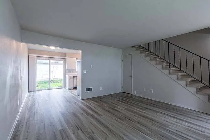 Briarwood Townhomes — Photo 18