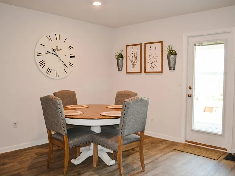 5536 Lancelot Trl — Photo 6