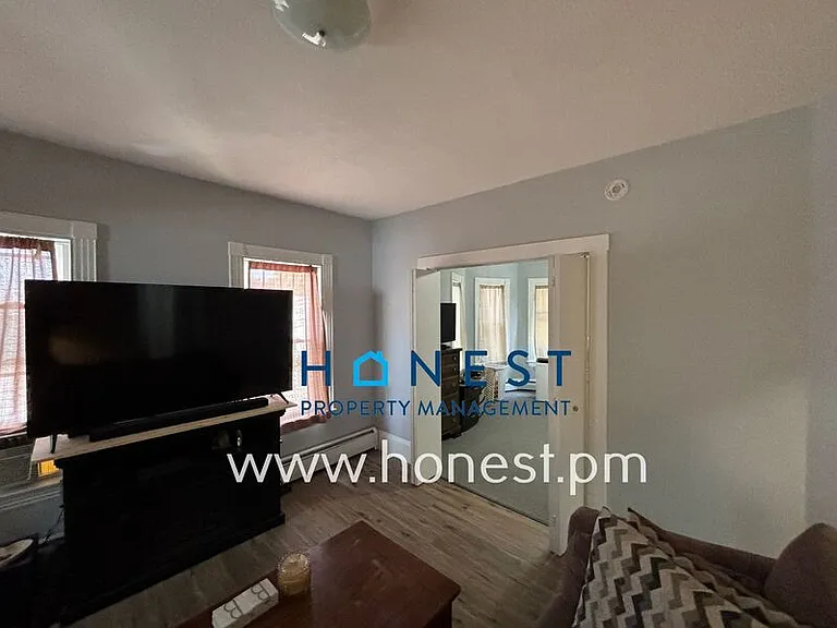 9 High St #2A — Photo 12