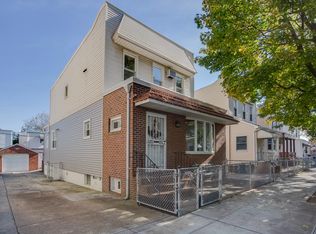 7141 72nd St, Ridgewood, NY 11385