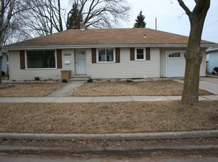1530 E Frances St, Appleton, WI 54911