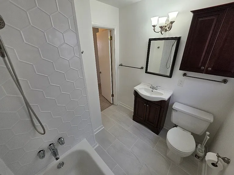 135 Grenadier Dr — Photo 13