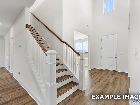 3rd image of 3114 Joseph Dr SE