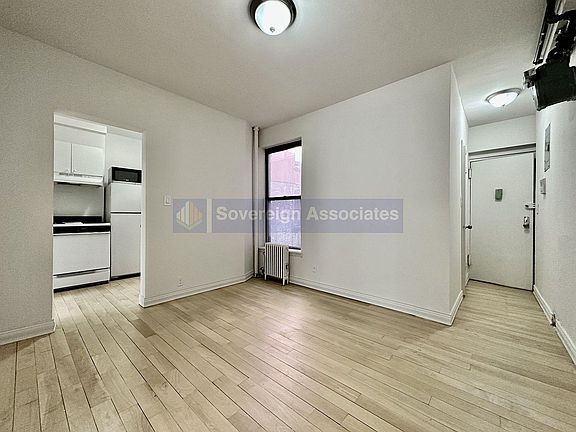 3rd image of 1270 1st Ave #4A1