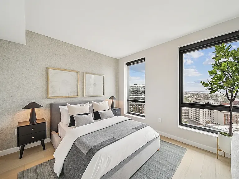 567 Fulton St #40H — Photo 2