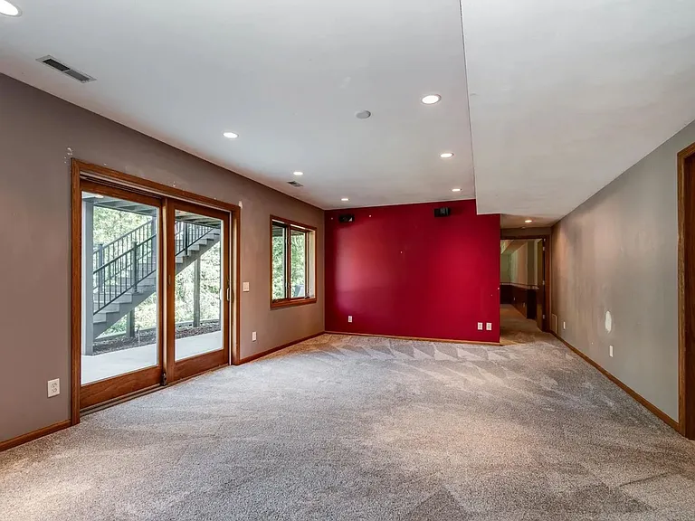 1245 Saint Patrick Way — Photo 45