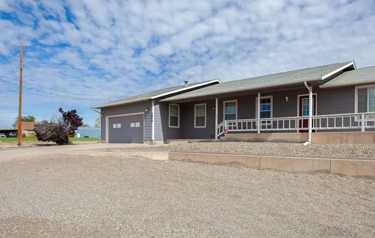 2876 Patterson Rd — Photo 1
