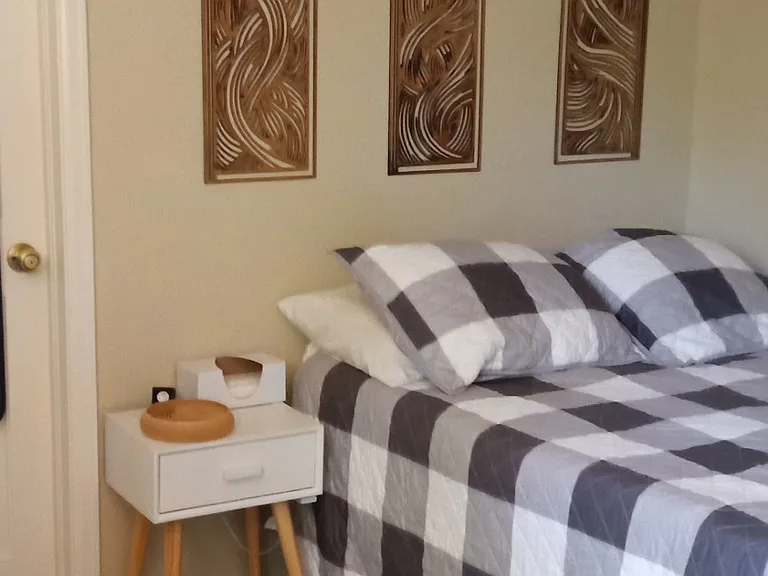 2nd upstairs bedroom with direct access to full bath and den/office. No common walls.