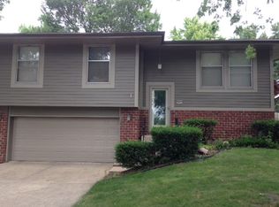 7621 Ridgemont Dr, Urbandale, IA 50322