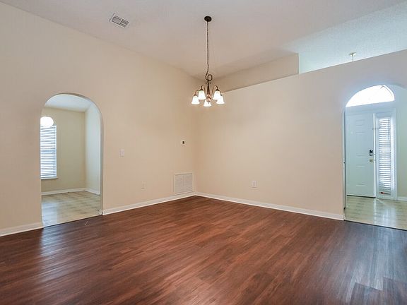 5th image of 792 Lake Doe Blvd