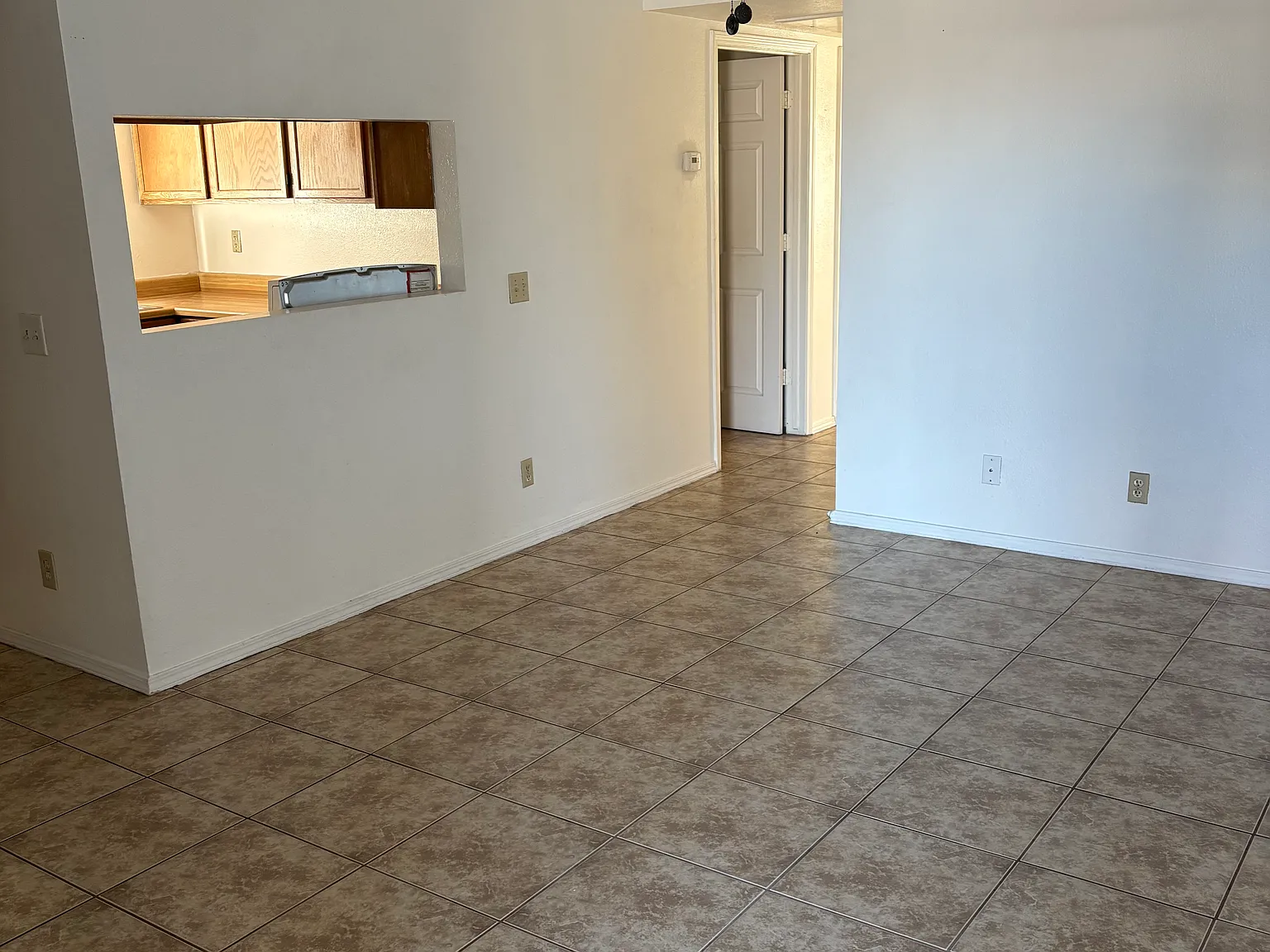 1653 River Gardens Dr — Photo 3