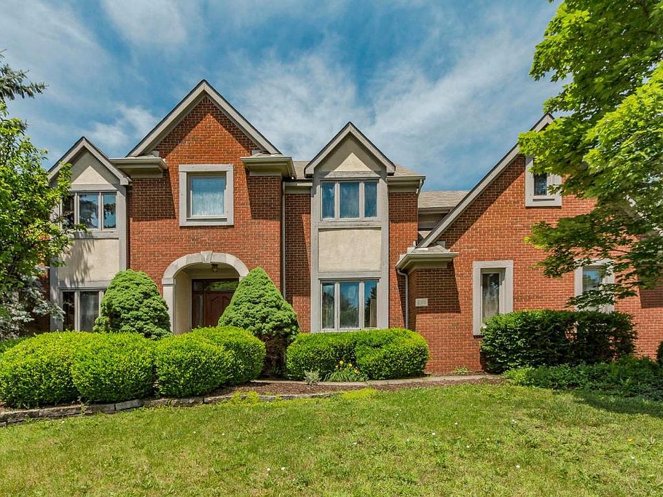 1st image of 260 Deer Meadow Dr