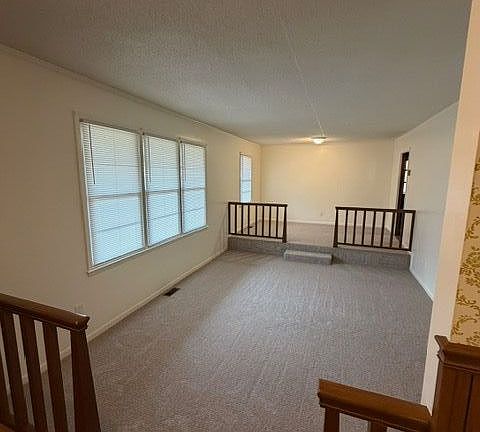 5th image of 316 Revels Rd