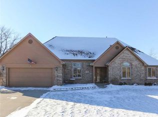1170 Sandstone Ct, Greenfield, IN 46140