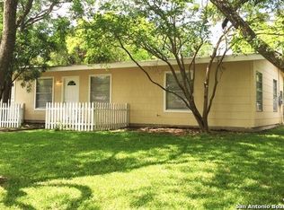5123 Village Grn, San Antonio, TX 78218