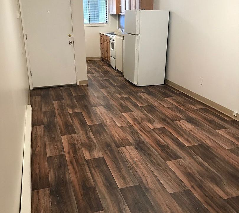 1st image of 1405 Lewis St #132