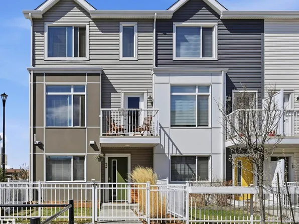 215 Saddleback Rd NW #24, Edmonton, AB T6J 5T6