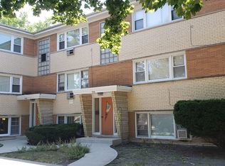 3950 N Pioneer Ave #G, Chicago, IL