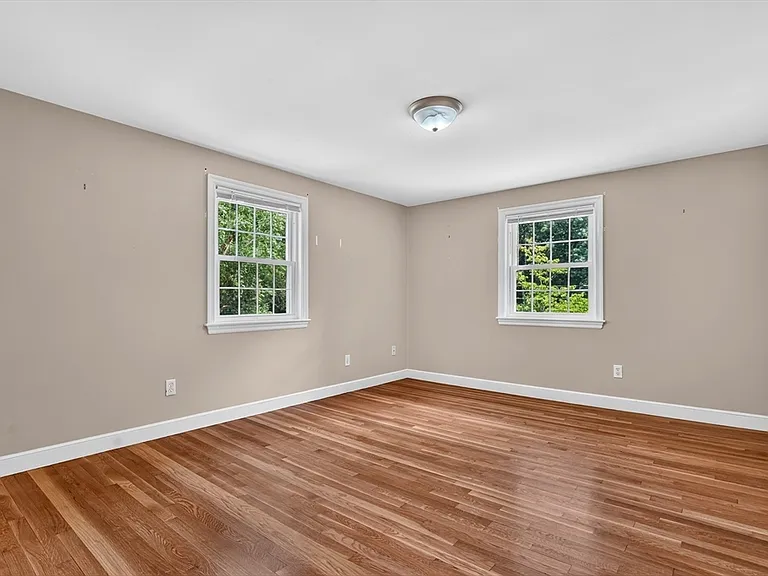 131 Montvale Rd — Photo 28