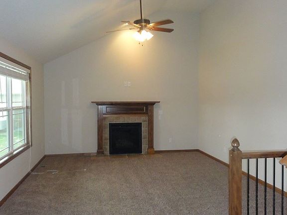 2nd image of 1404 Elm Creek Dr