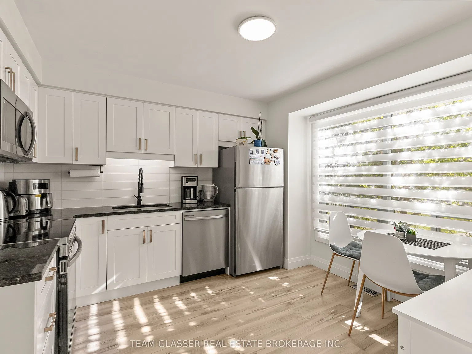 4 bed, $2,500 — Photo 4